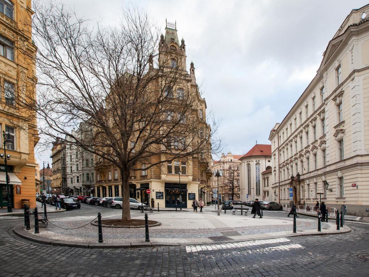 Golden Prague Rooms Exterior photo